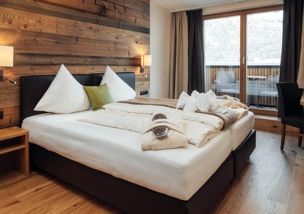 Hotel Garni Alpenjuwel Residenz Serfaus Room photo