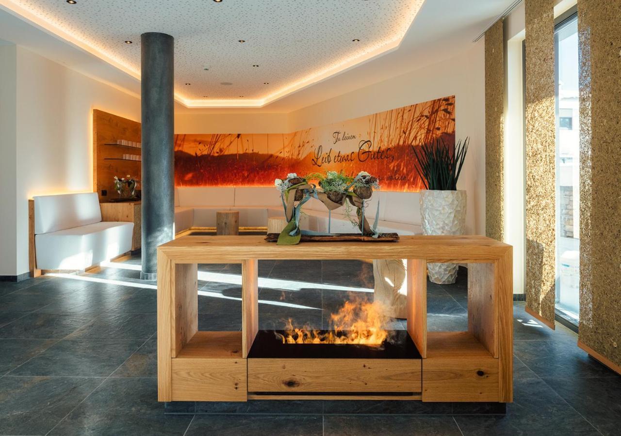 Hotel Garni Alpenjuwel Residenz Serfaus Exterior photo