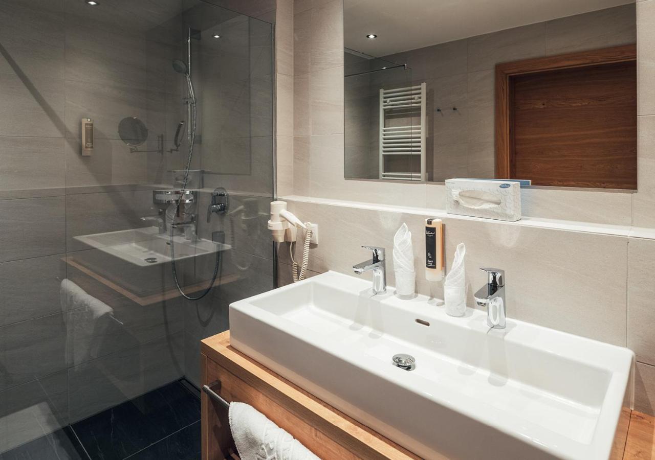 Hotel Garni Alpenjuwel Residenz Serfaus Room photo